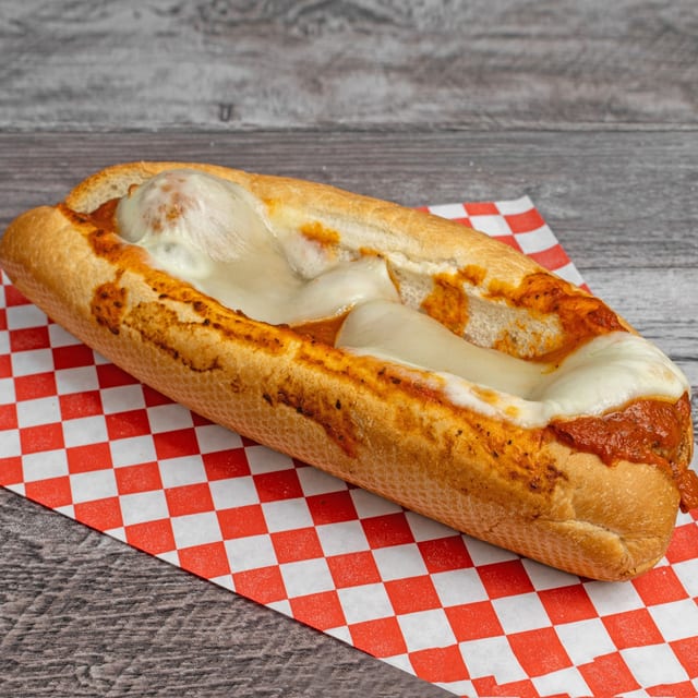 Meatball Sub 6in With Fries.